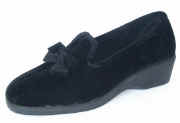 7 L 51387.jpg (40596 byte)